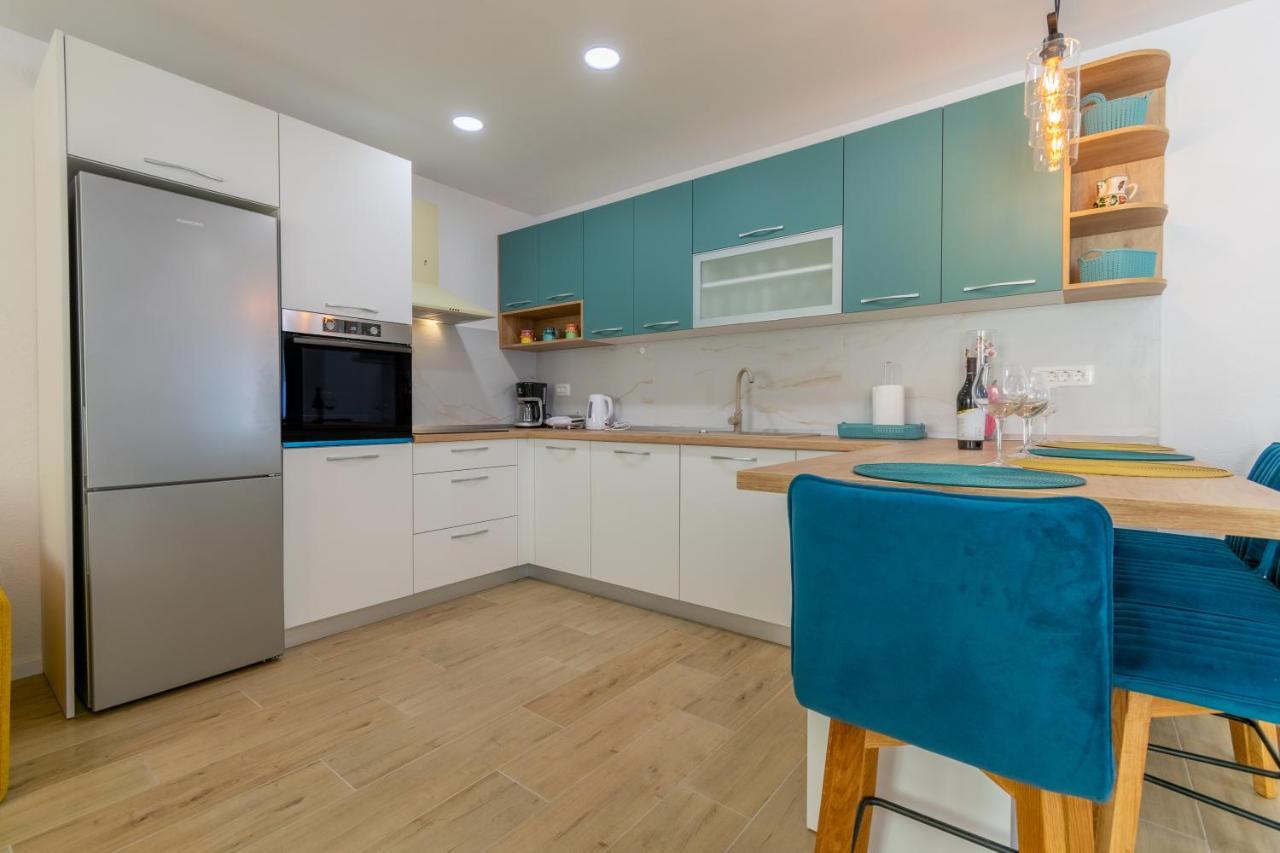 City Apartment 4 & 6 Makarska Exterior photo