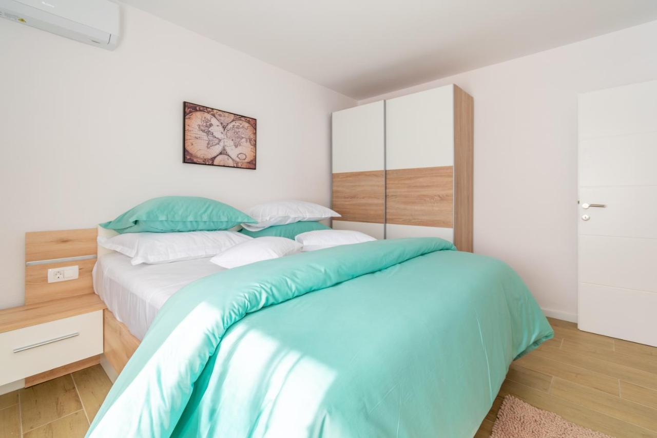 City Apartment 4 & 6 Makarska Exterior photo
