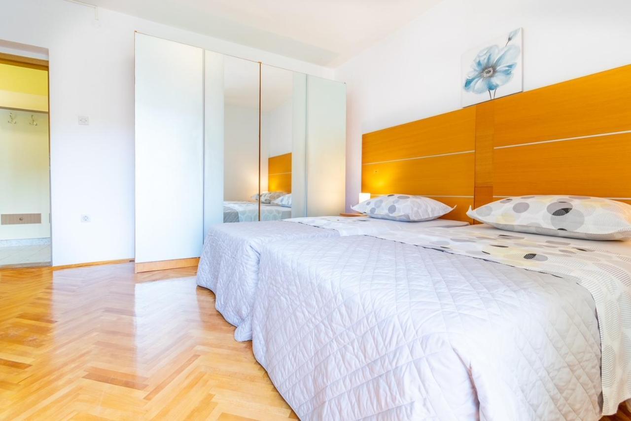 City Apartment 4 & 6 Makarska Exterior photo
